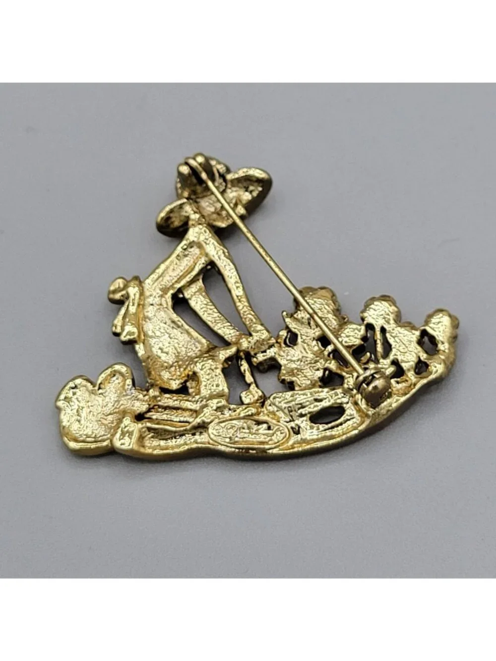 Gold Tone Gardening Woman Brooch Lady Kneeling Planting Flowers Vintage